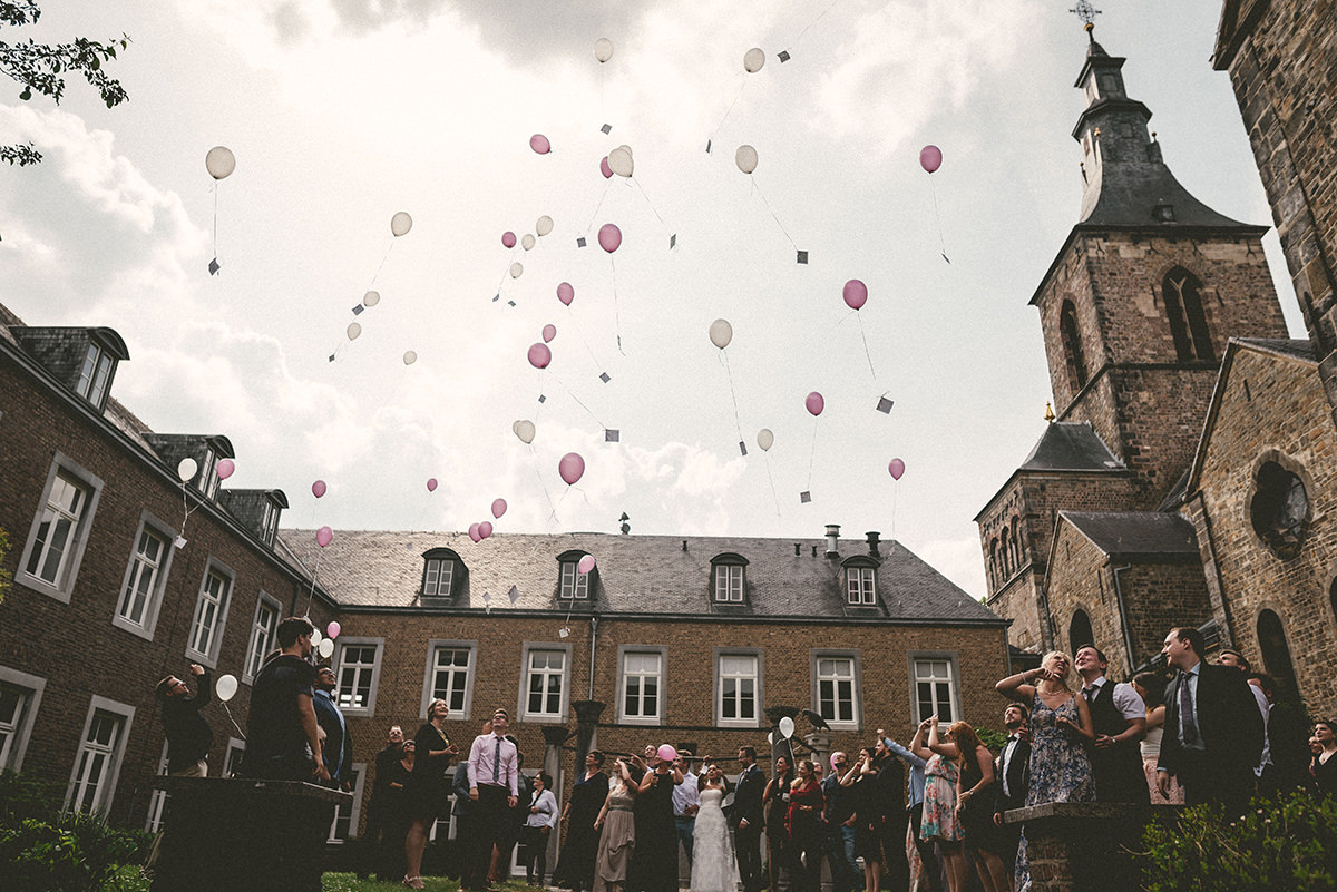 Hochzeitsfotograf-Aachen-Herzogenrath-Abtei-Rolduc-Dreamcatcher-Photography-de-JAsmin-und-Carsten- (29)