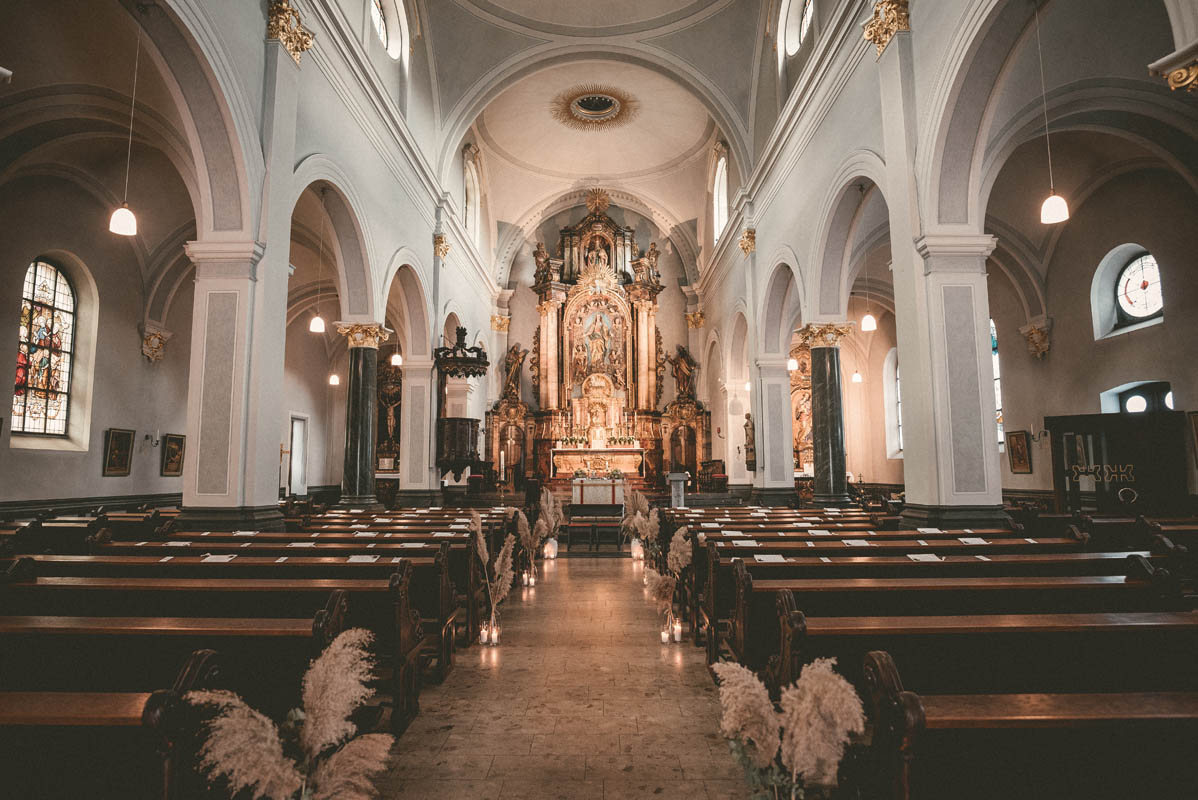 Eine Kirche von innen